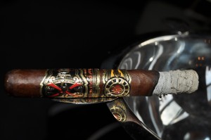 Opus X Forbidden X "13" Nacimiento 1912 ArturoFuenteForbiddenX13Nacimiento1912 10 300x199 Fuente Fuente Opus X Forbidden X 13 Nacimiento 1912 Review