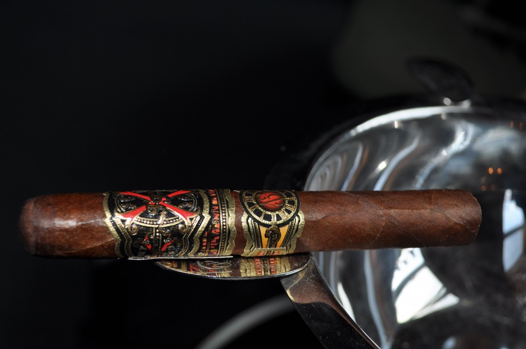 Opus X Forbidden X "13" Nacimiento 1912 ArturoFuenteForbiddenX13Nacimiento1912 2 1024x680 Fuente Fuente Opus X Forbidden X 13 Nacimiento 1912 Review